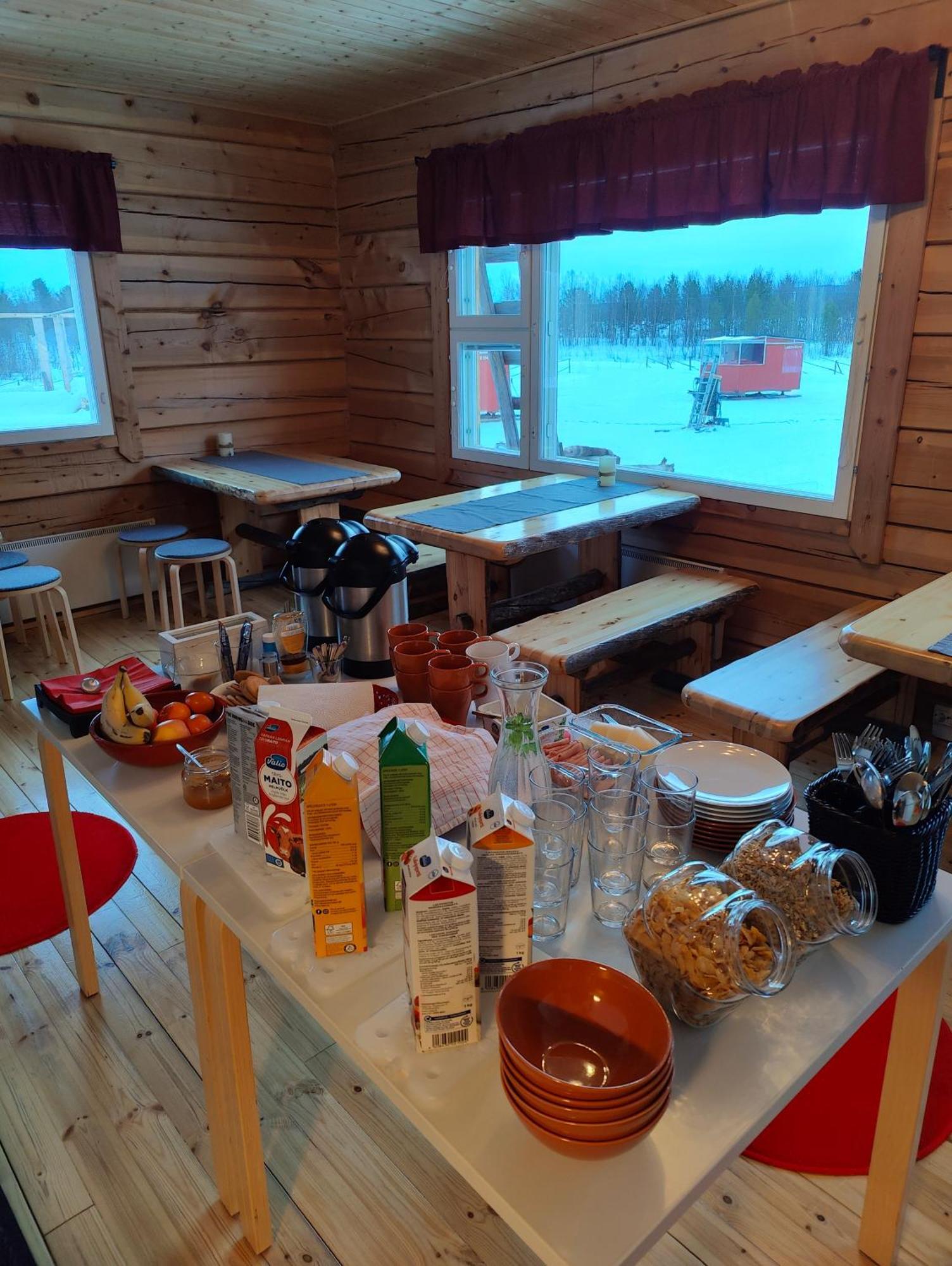 Lake Inari Mobile Cabins Ngoại thất bức ảnh