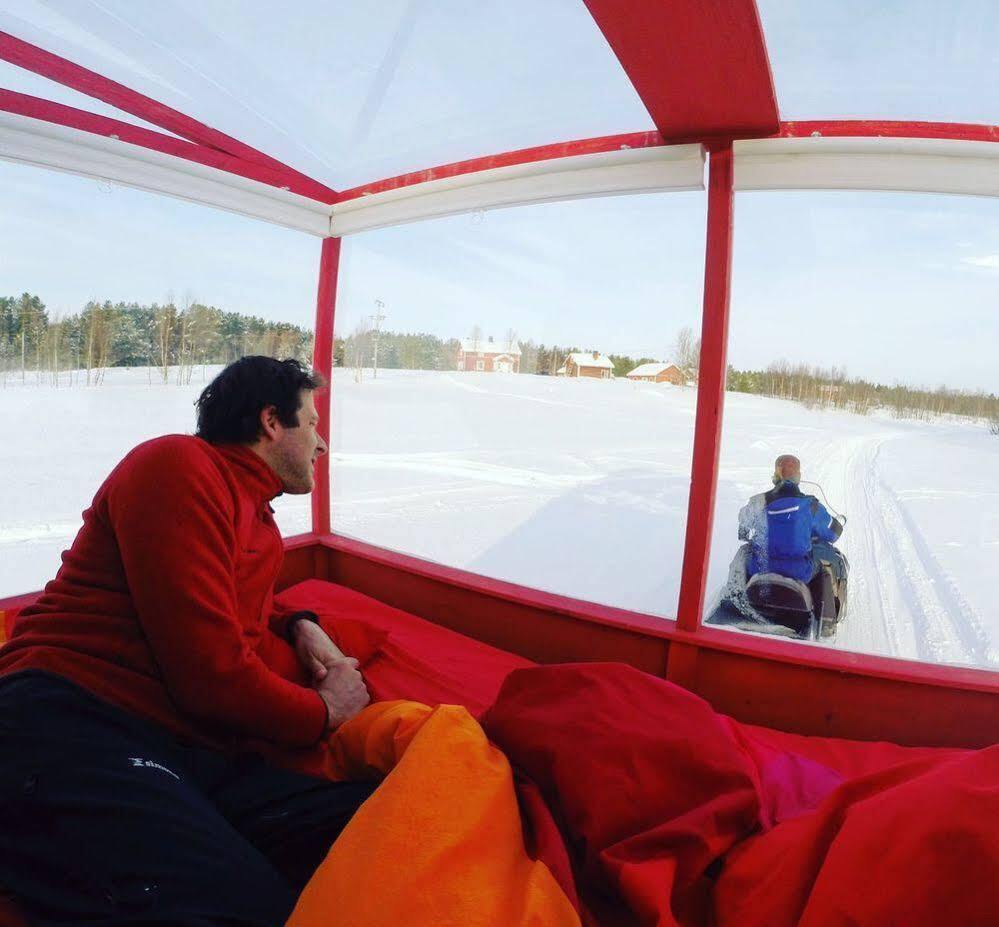 Lake Inari Mobile Cabins Ngoại thất bức ảnh